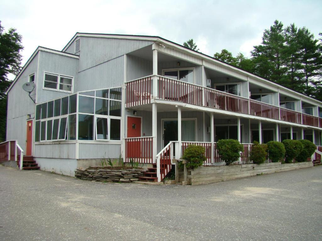 Happy Trails Motel ลัดโลว์ ภายนอก รูปภาพ